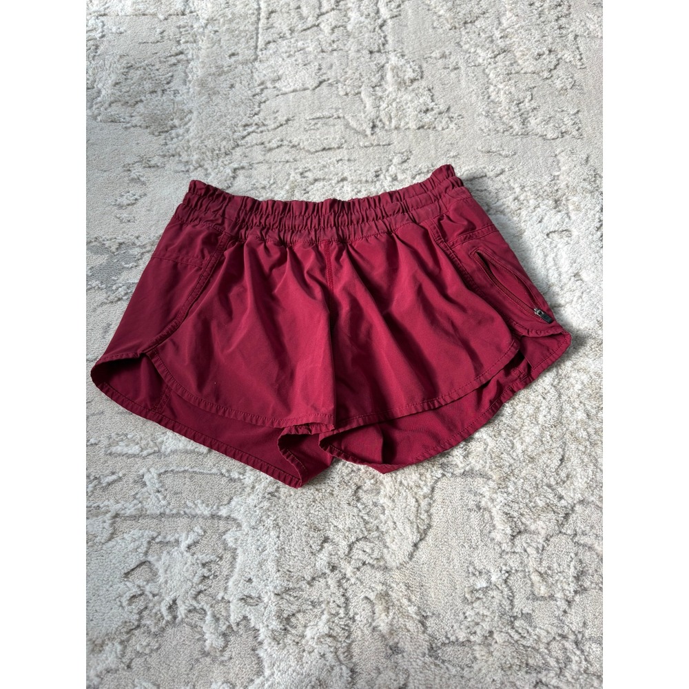 lululemon old style hotty hots size 6